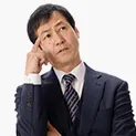 看板業の後継者問題と事業の将来性を検討する女性のイラスト